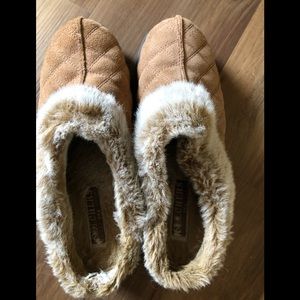 Sketchers Womens sz 9 slip-on low-cut boot